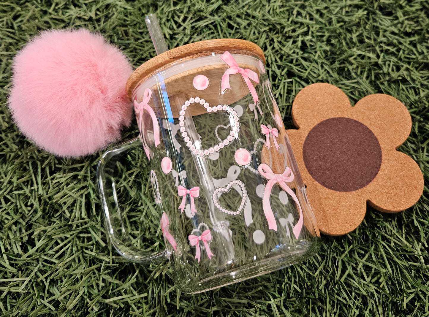 Pearls and Bows - 15oz Glass Tumbler with Handle and Bamboo Lid