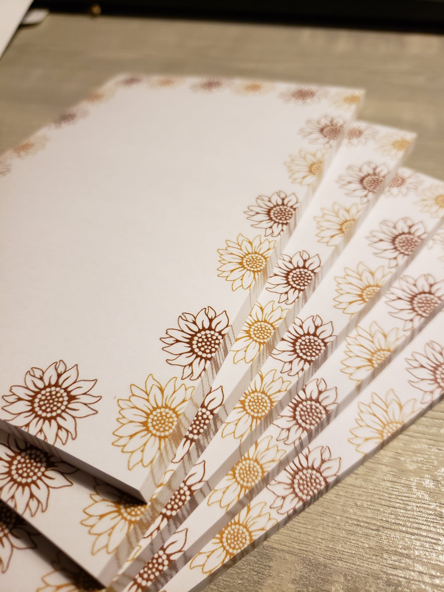 4" x 6" Daisy Signature Sticky Post-it Notes