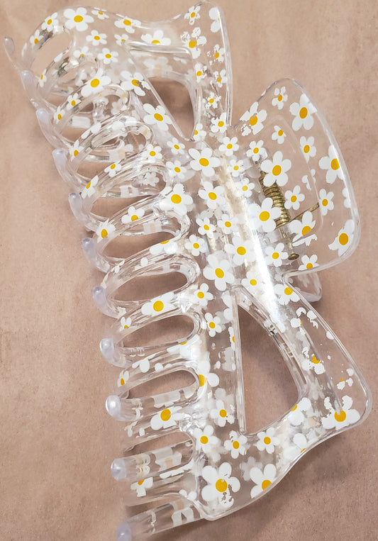 Jumbo Daisy Hair Claw Clip