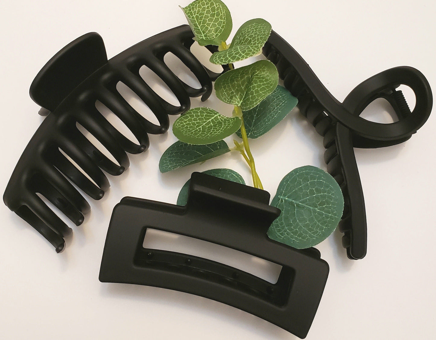 Matte Hair Claw Clips - 3pc Set