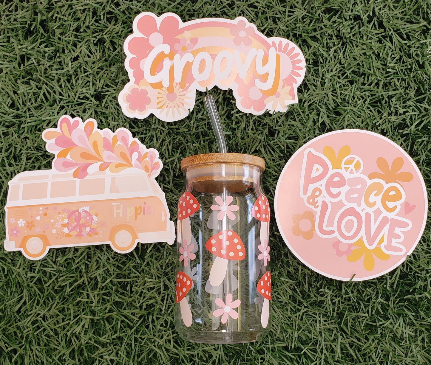 Mushrooms & Flowers - 16oz Glass Cup