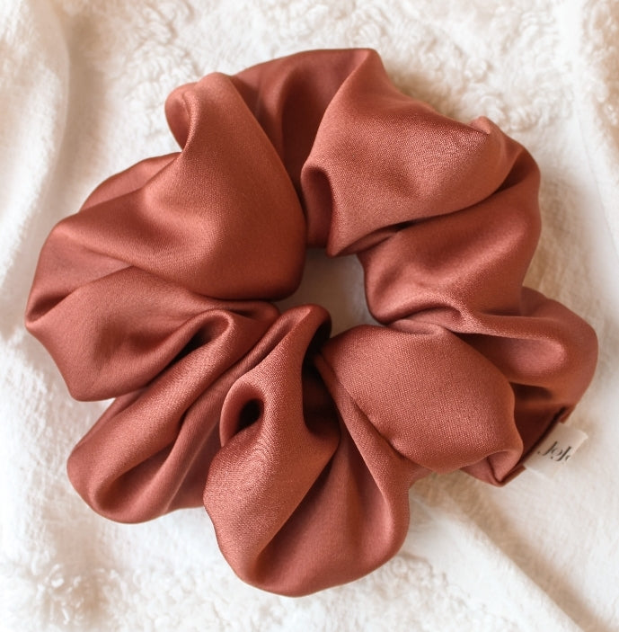 Luxe Jumbo Penny Scrunchie