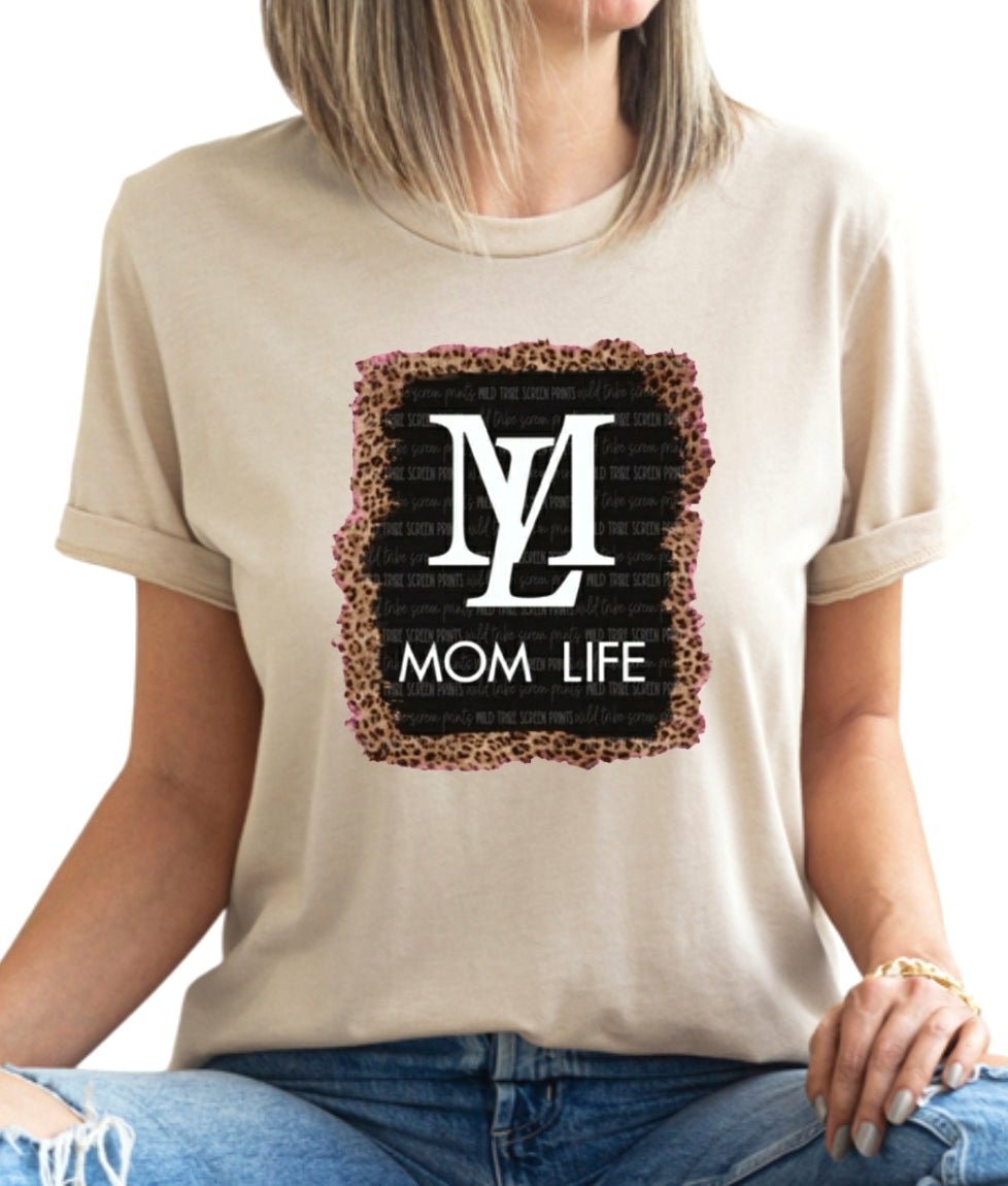 MOM LIFE Soft Cream Tshirt