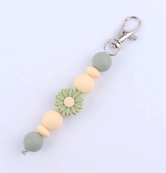 Daisy Beaded Keychain