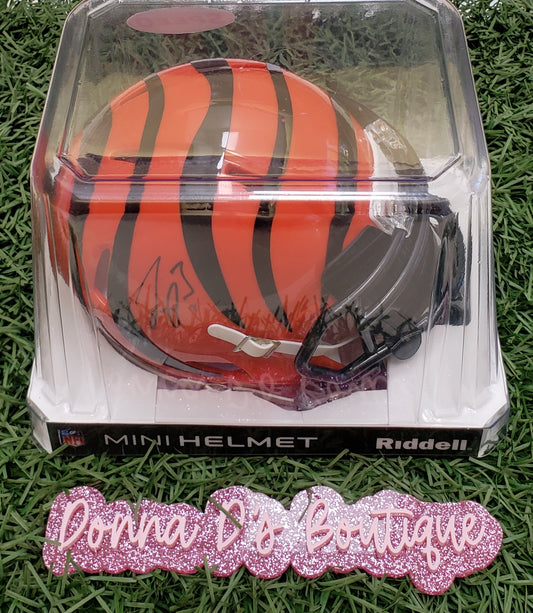 JOE BURROW (visor)Autographed Cincinnati Bengals Speed Mini Helmet FANATICS