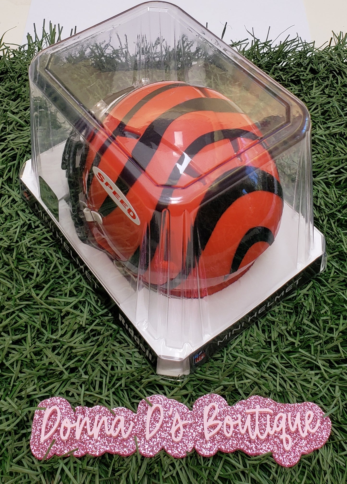 JOE BURROW (visor)Autographed Cincinnati Bengals Speed Mini Helmet FANATICS